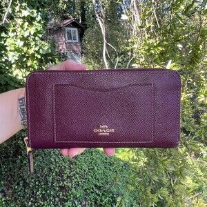 COACH Long Zip-Around Purple Crossgrain Leather Wallet w Gold Hardware